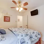 Arrowhead Lake Retreat With Dock And Pool Access!