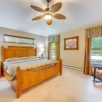 Arrowhead Lake Retreat With Dock And Pool Access!