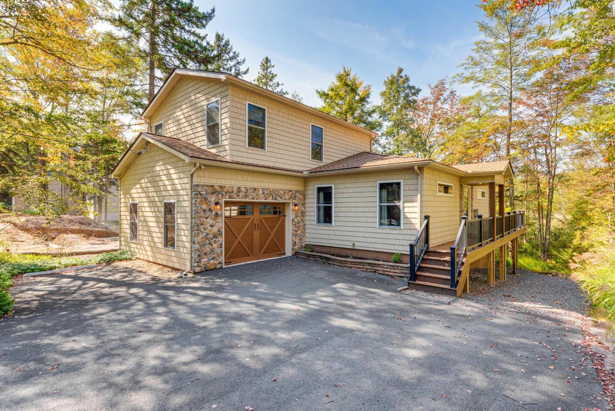 Holiday home Arrowhead Retreat With Dock And Pool Access! *